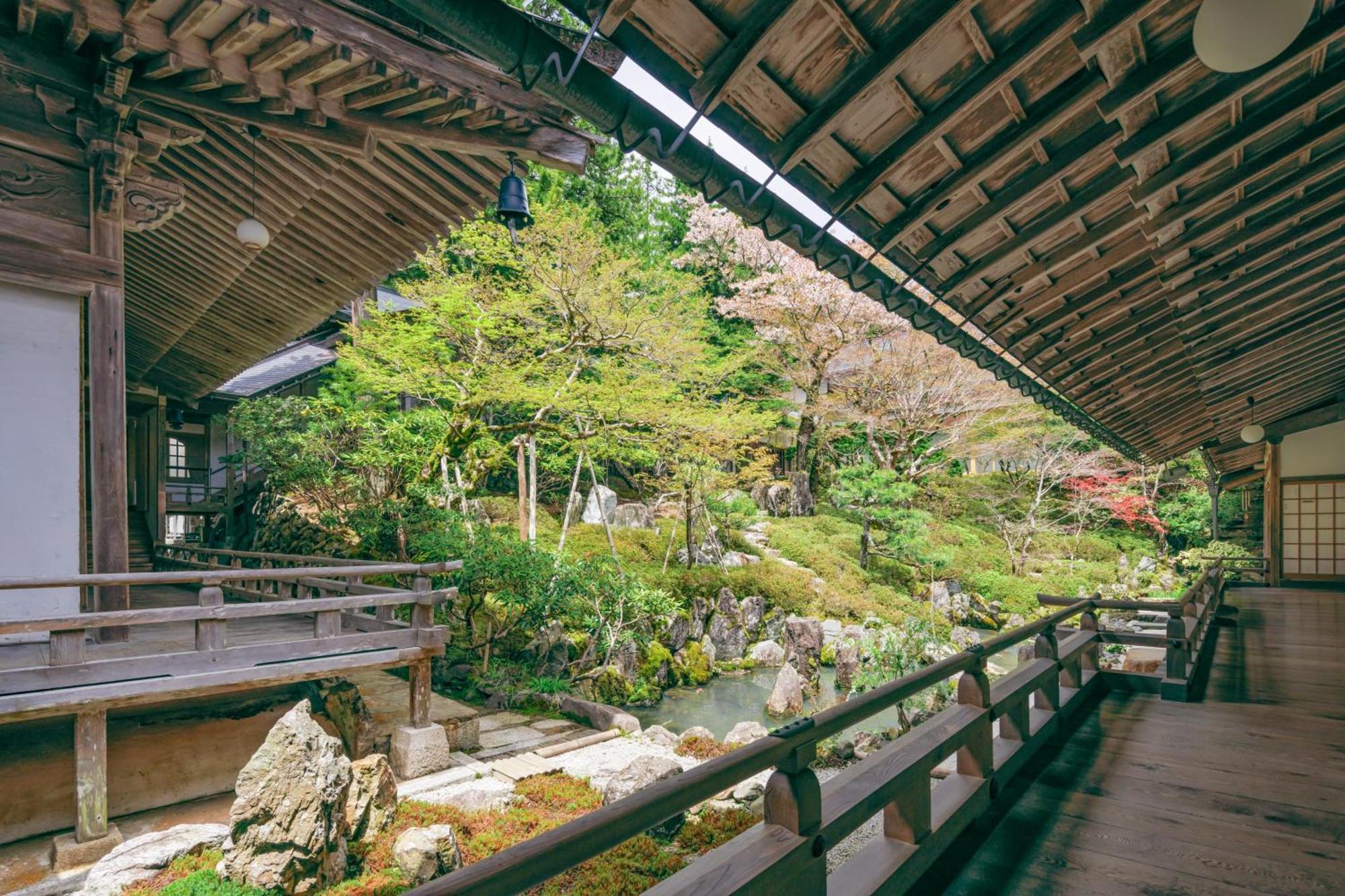 Отель Koyasan Sanadabo Rengejoin Экстерьер фото